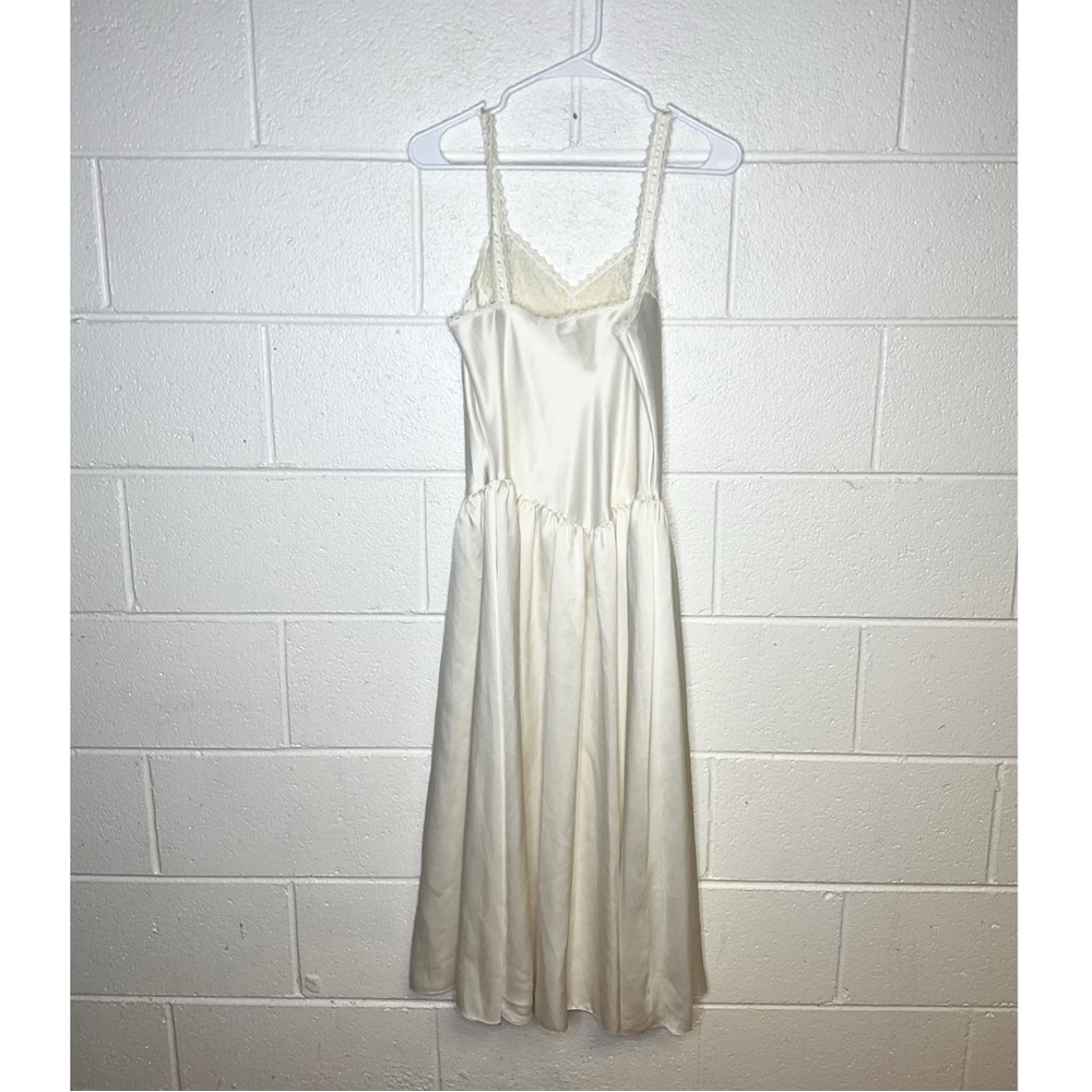 < Vintage Off White Lace Lingerie Slip Dress > - Picture 2 of 2